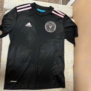 Adidas Inter Miami youth med (11-12y) soccer jersey
